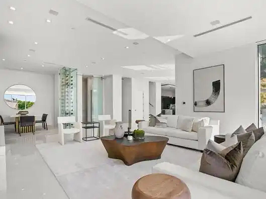 Beverly Crest bright open-plan lounge