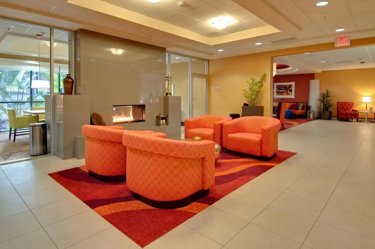 Hilton Garden Inn lobby lounge