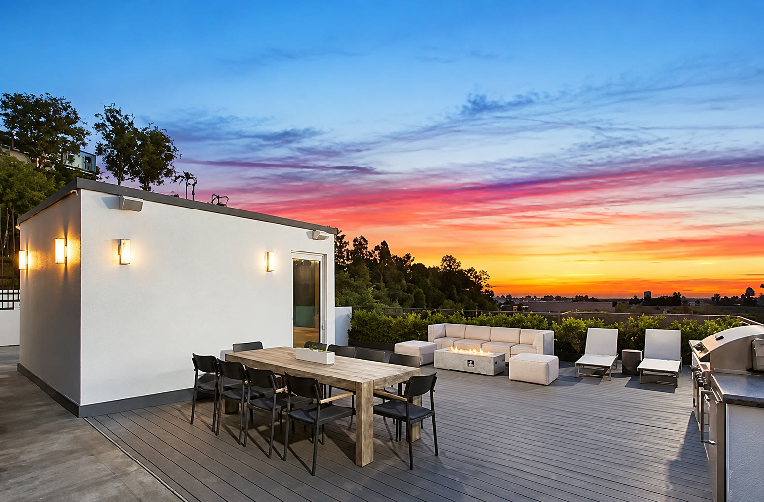 Rooftop deck lounge with outdoor seating
